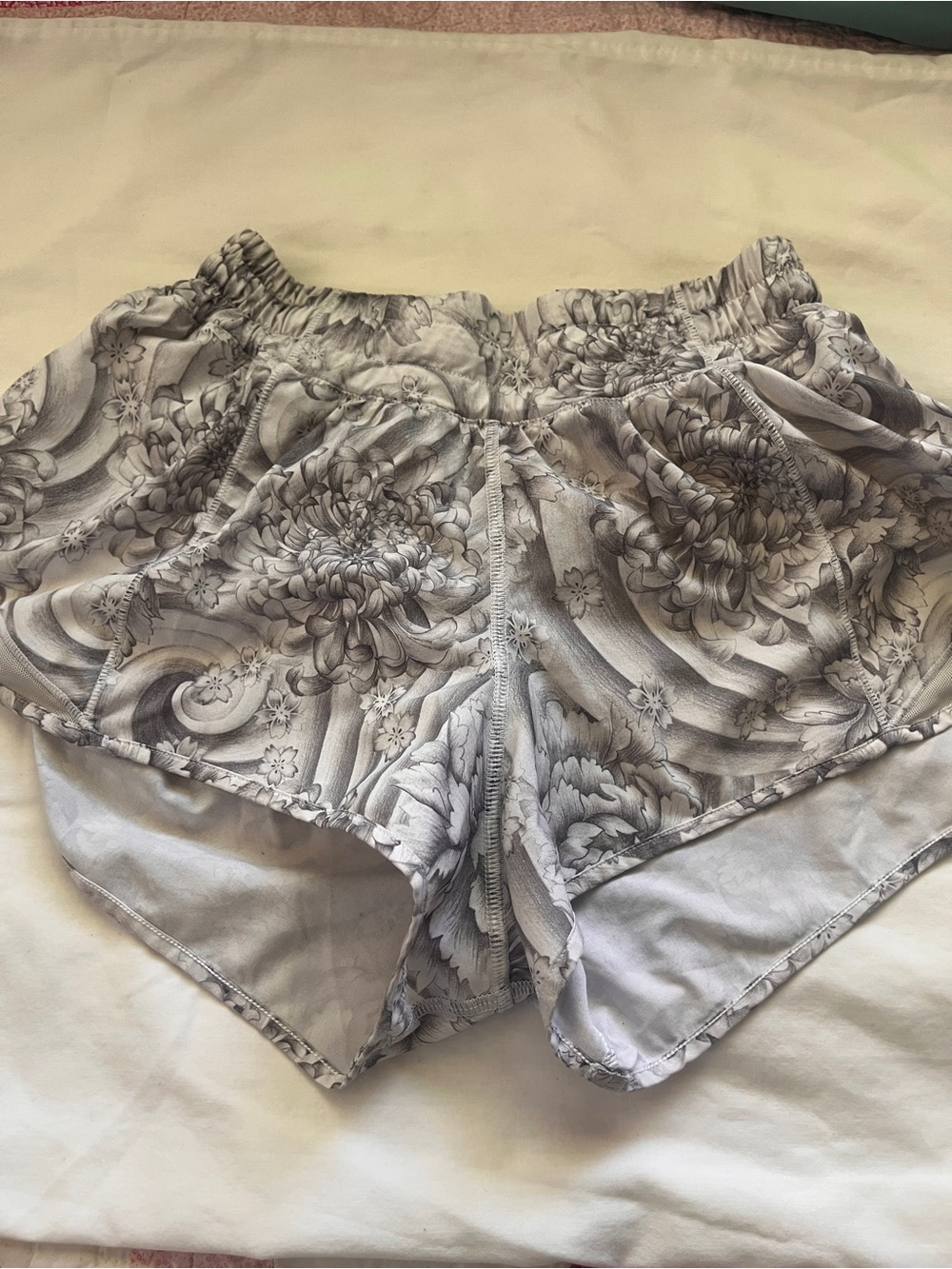 lululemon athletica Gray Floral Print Athletic Shorts